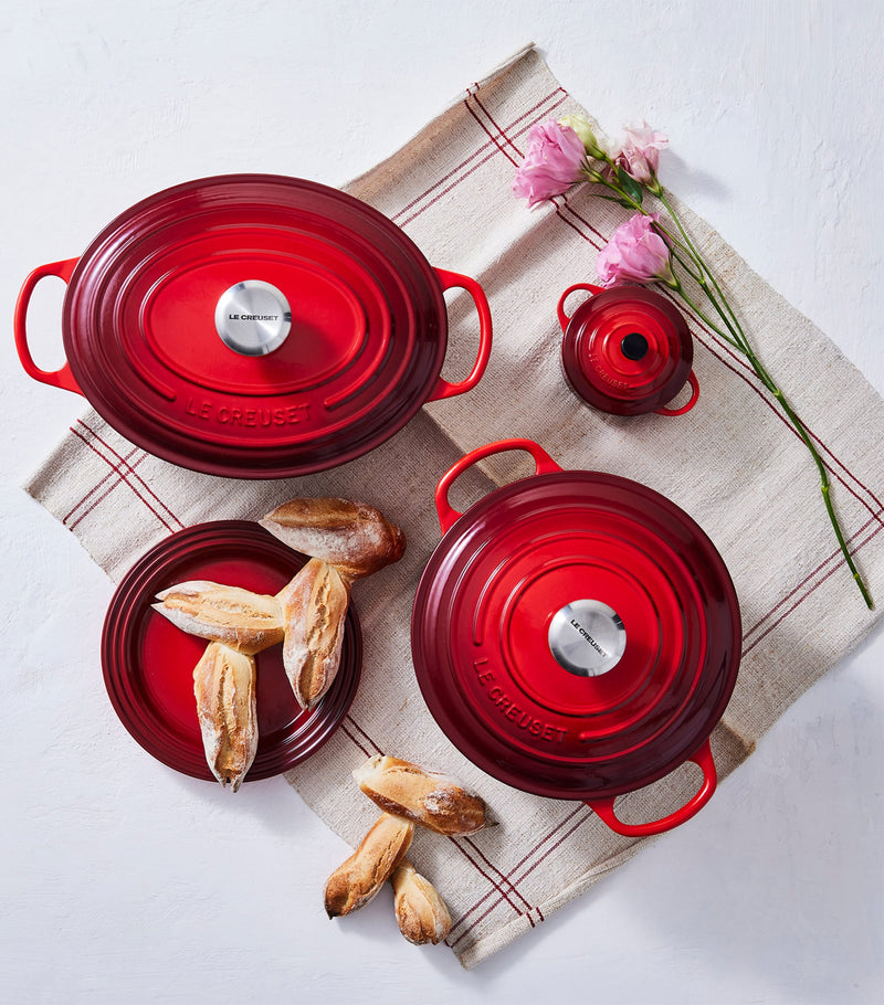 Le Creuset oval cast iron casserole dish 35cm, UK version