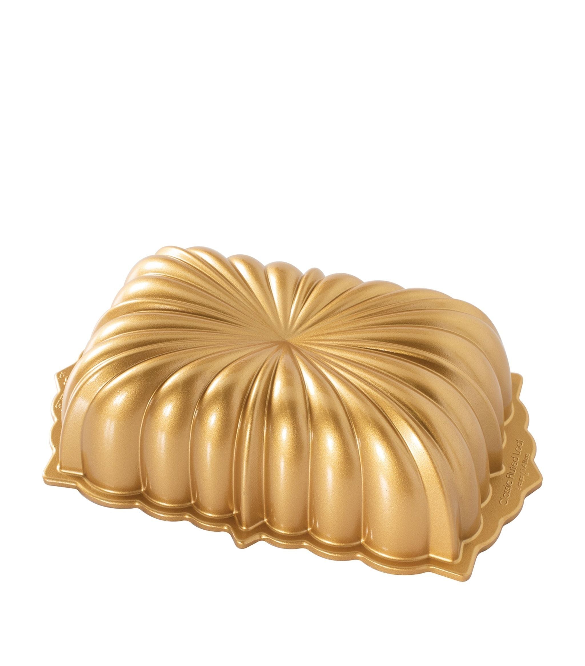 Classic Fluted Loaf Pan (15cm)