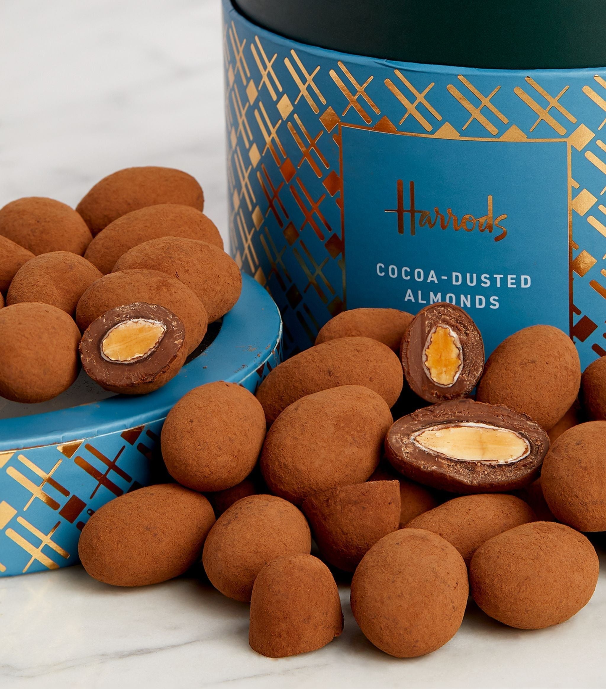 Cocoa Dusted Almonds (600g)