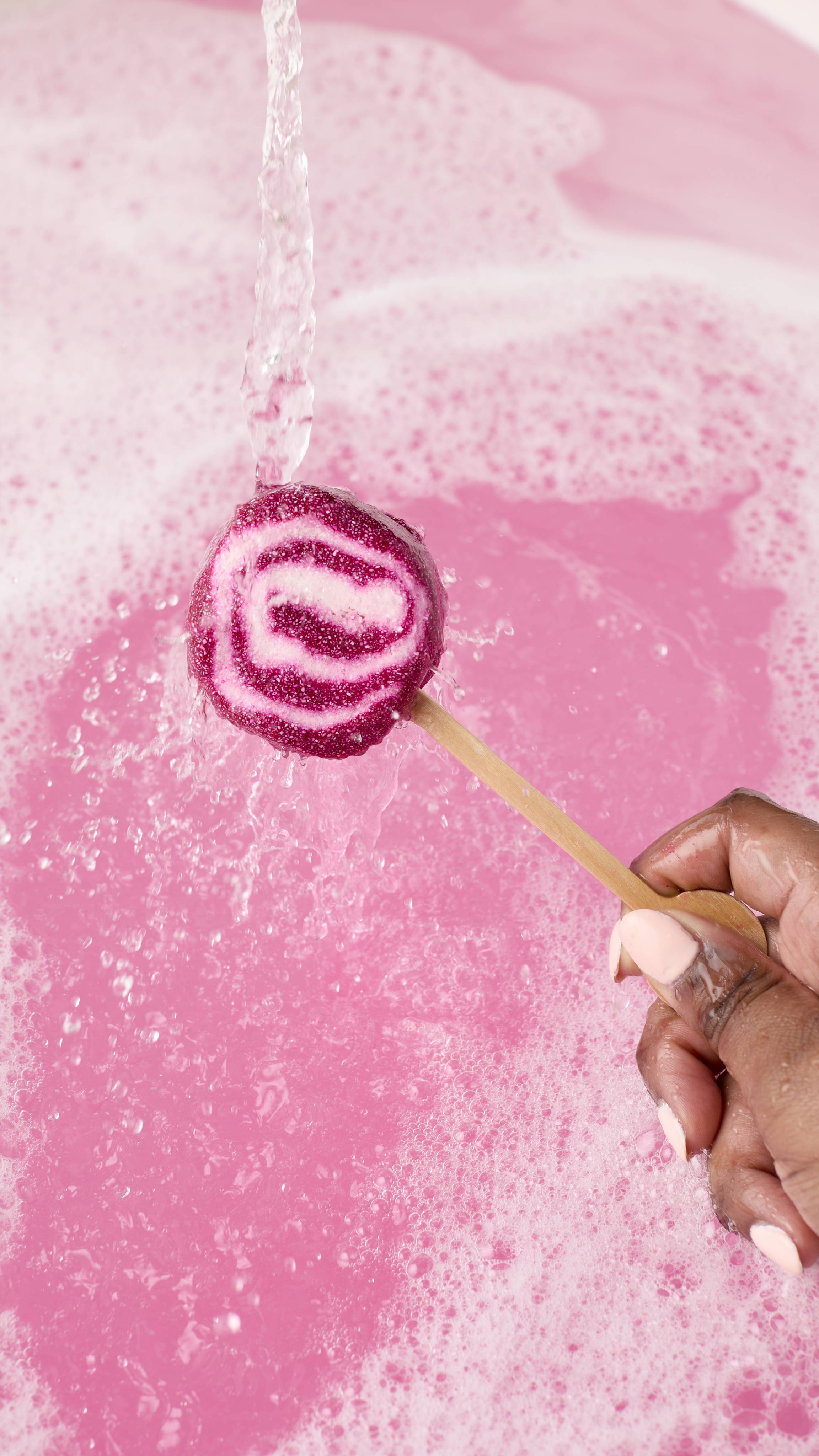 Lush The Comforter mini bubble wand (British brand)