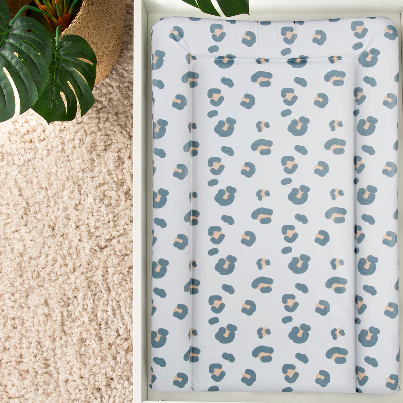 CuddleCo Leopard changing mat 75x45x5cm (British brand)