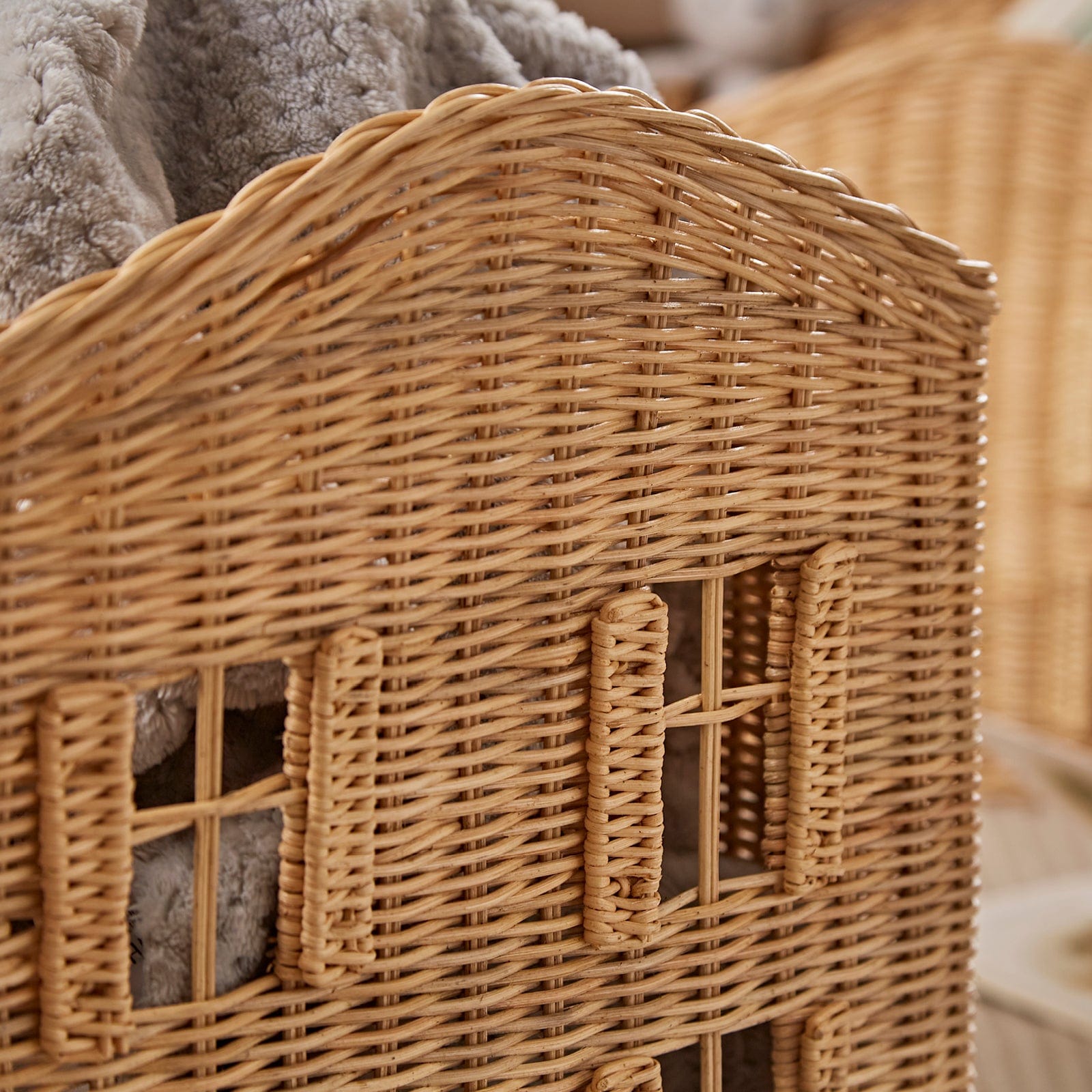 Cuddleco Country Cottage rattan basket set of 3, imported from the UK