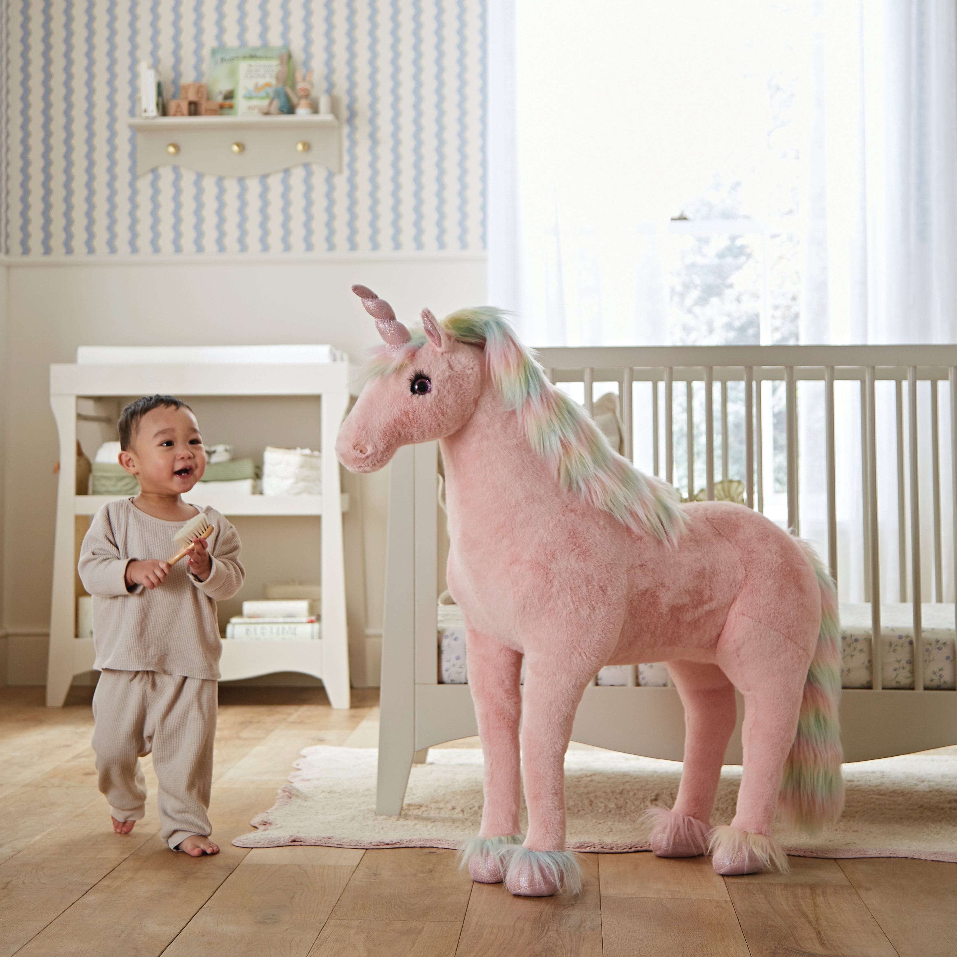 Cuddleco rainbow standing unicorn, 90 cm (British brand)
