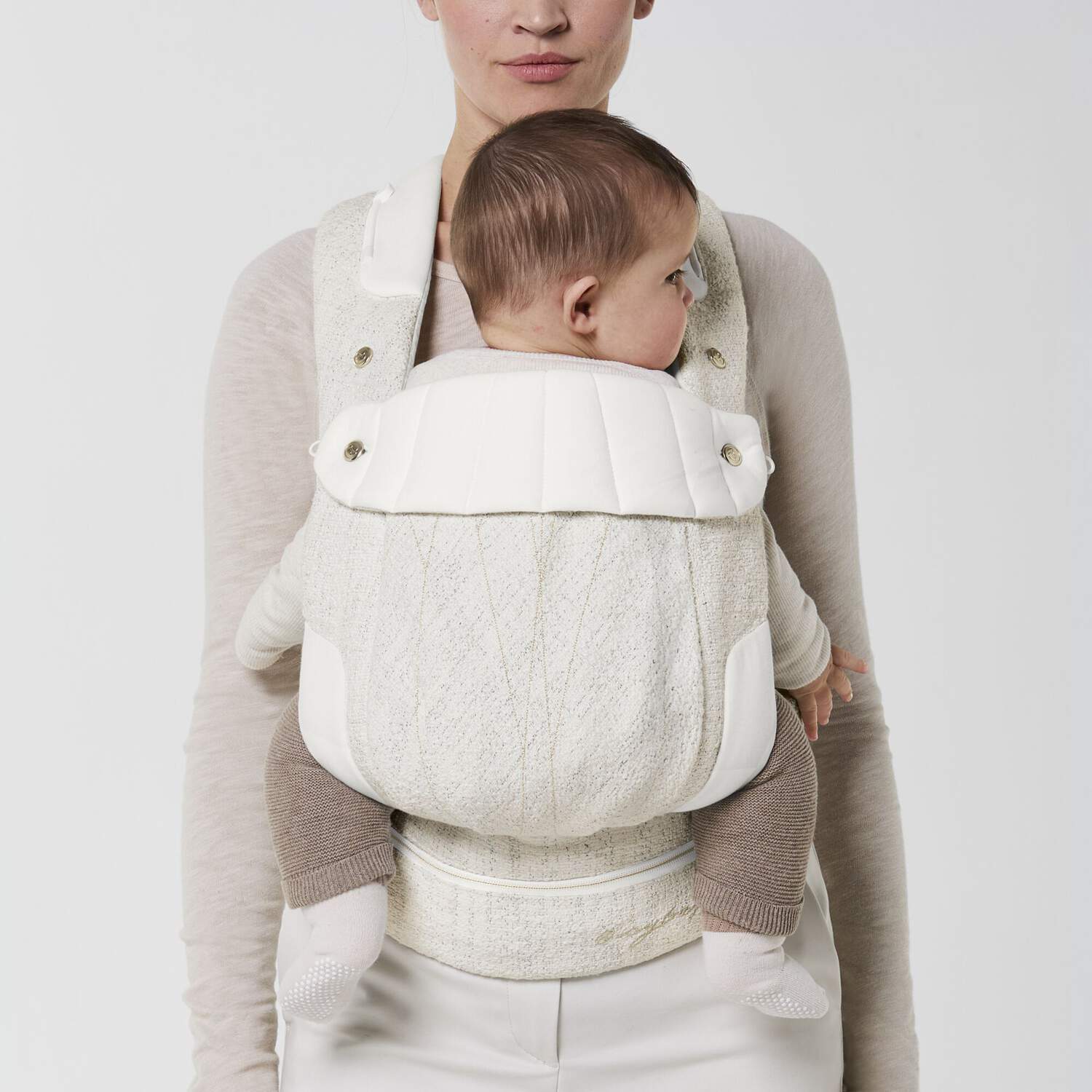 Cybex COYA baby carrier in Boucle fabric, UK version