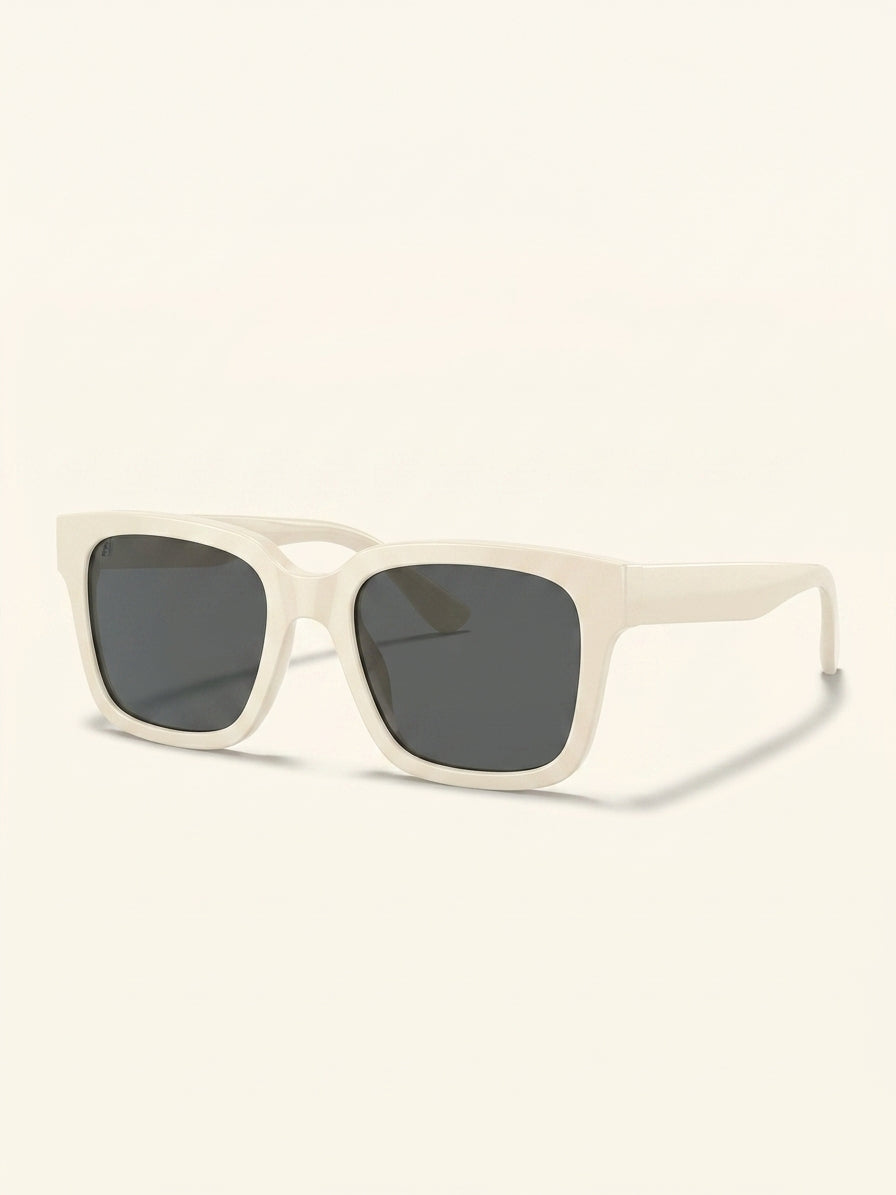 Burberry women's irregular sunglasses black frame - British product