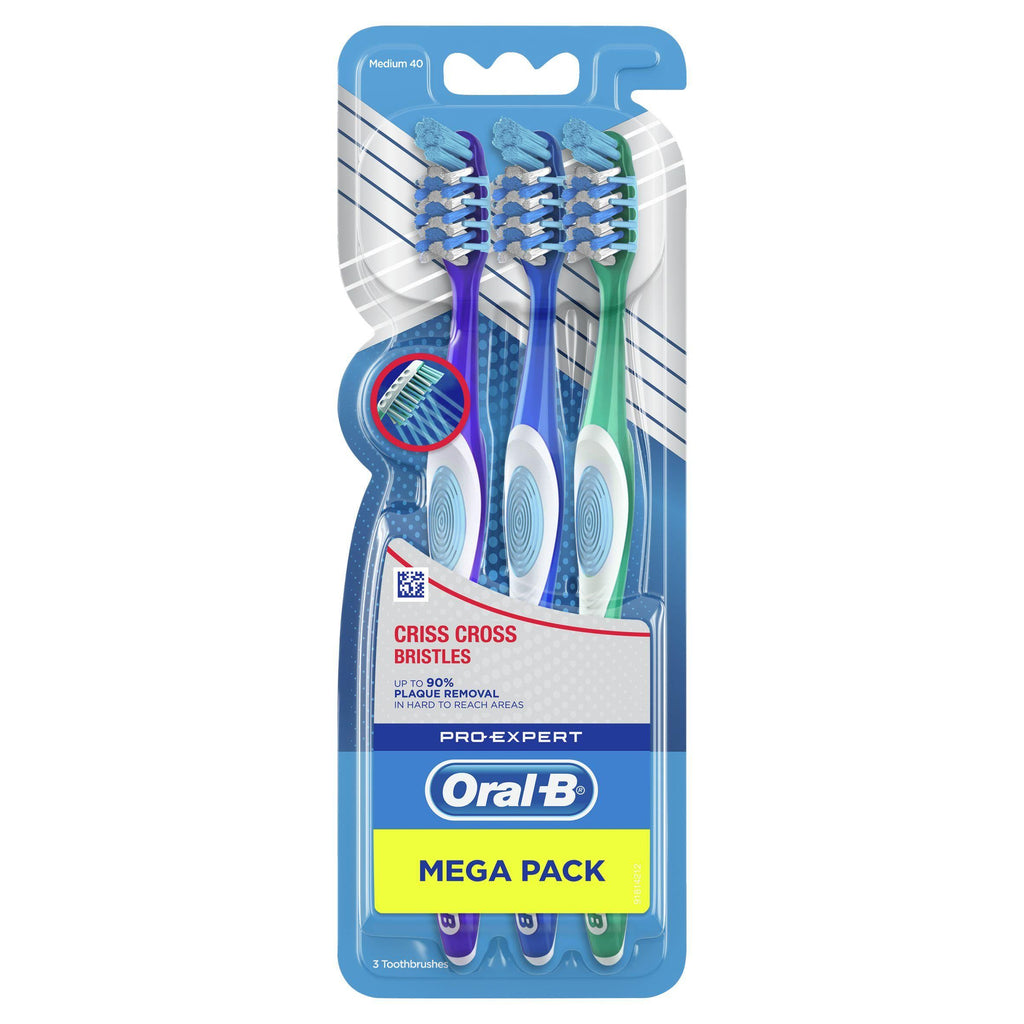 Oral-B Pro-Expert Toothbrushes with Criss Cross Bristles x3