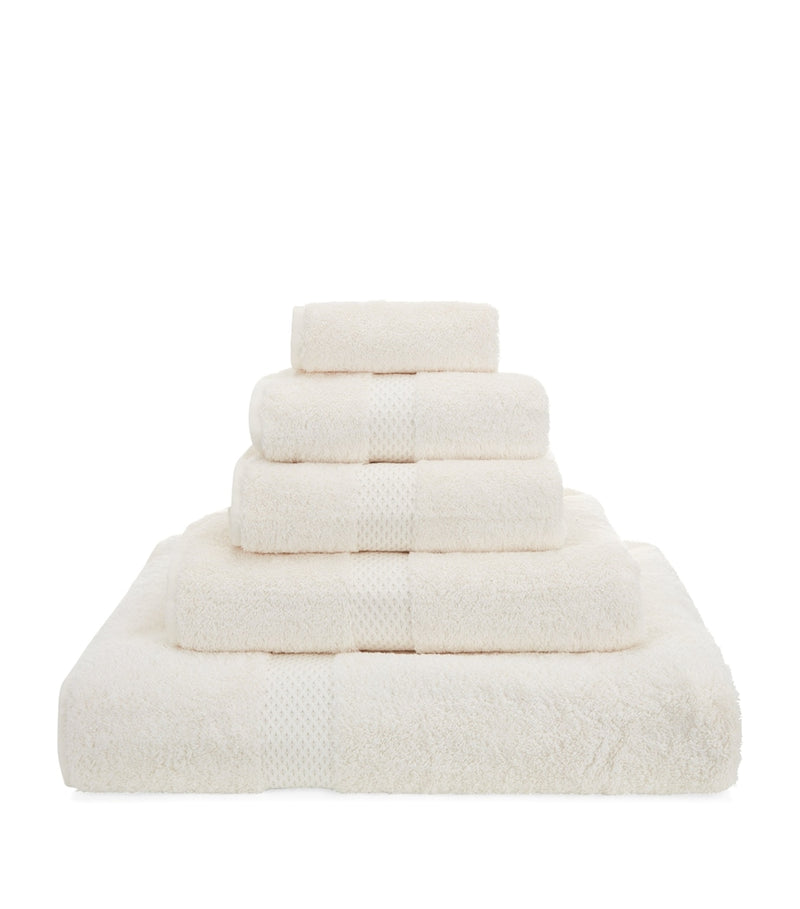 Yves Delorme Étoile guest towel 45x70cm, imported from the UK