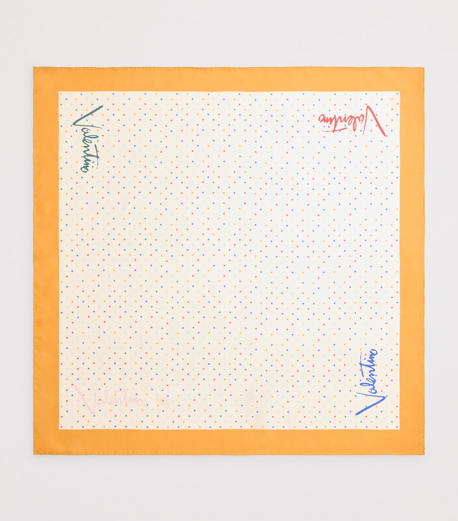 وشاح فالنتينو غارافاني حريري منقط 90x90 سم - منتج بريطاني