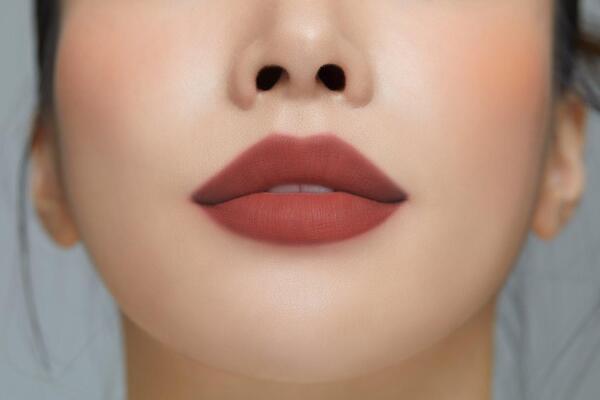 I'M MEME lip tint Flare Coral, imported from the UK