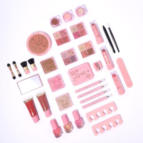 Q-KI Starry Dreams Vanity Case makeup set in aluminium case, UK version