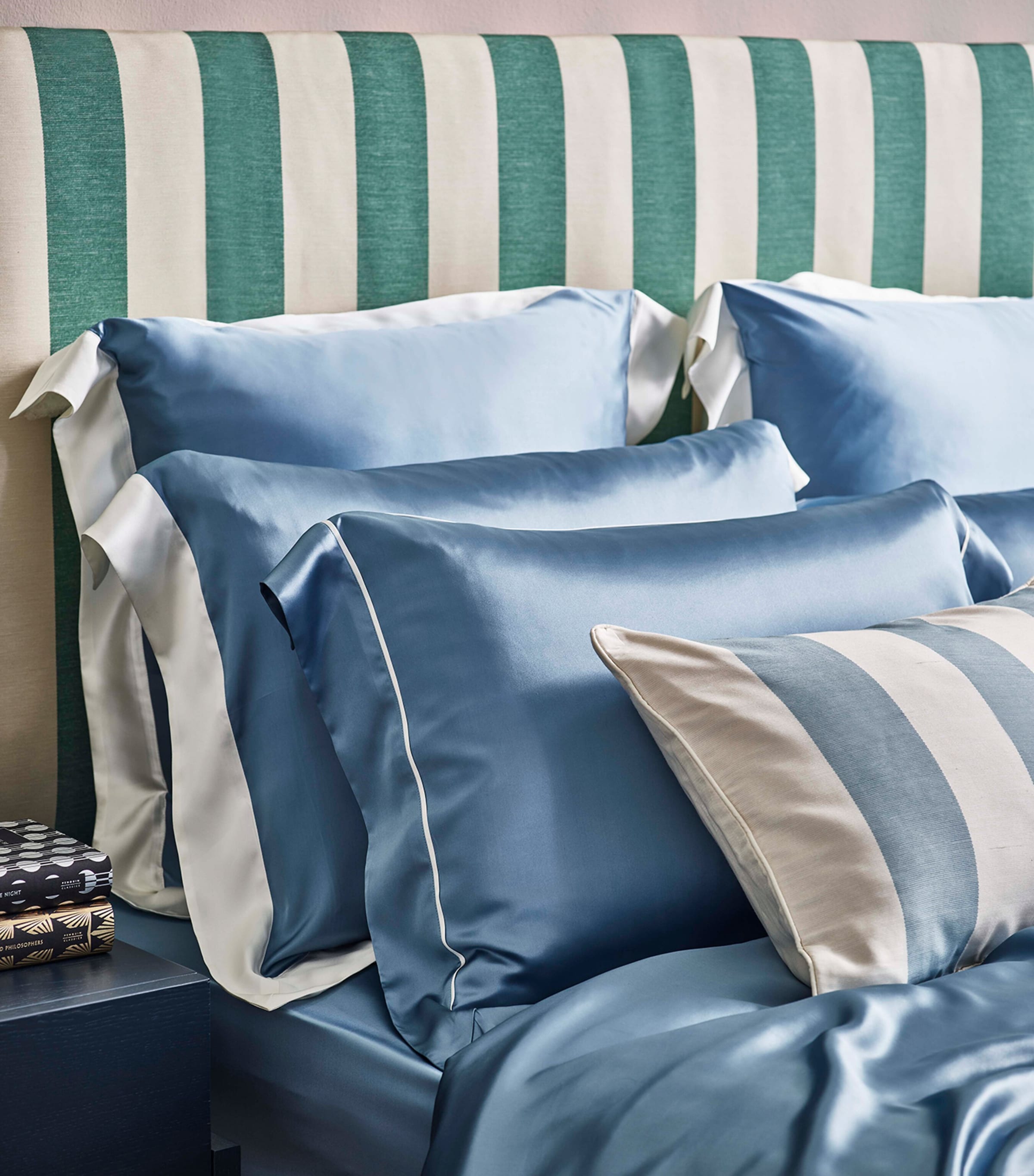 Gingerlily silk King fitted sheet Summerhill Blue 150cm x 200cm, UK version