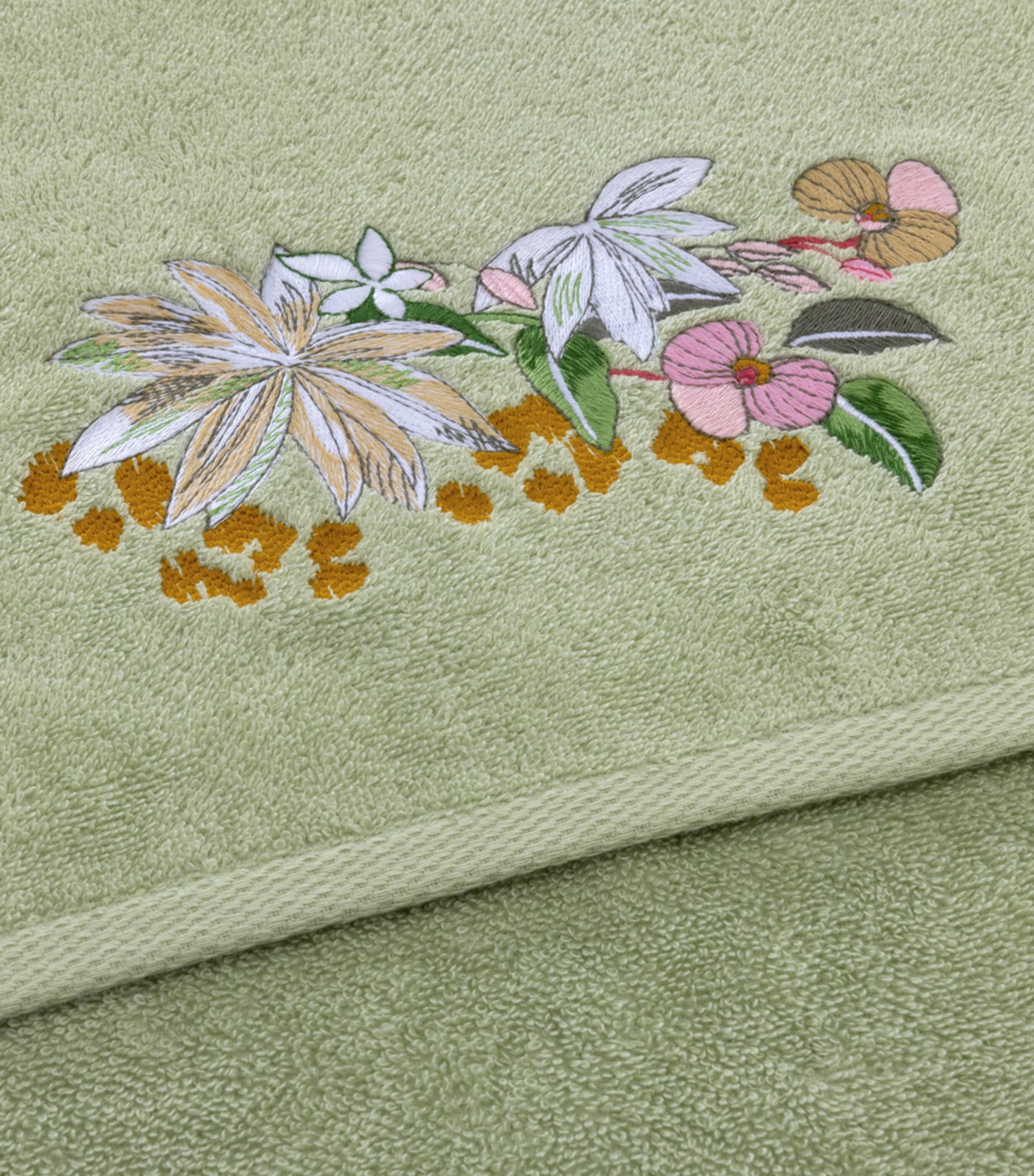 Yves Delorme Embroidered Orchidee bath towel 70cm x 140cm (British brand)