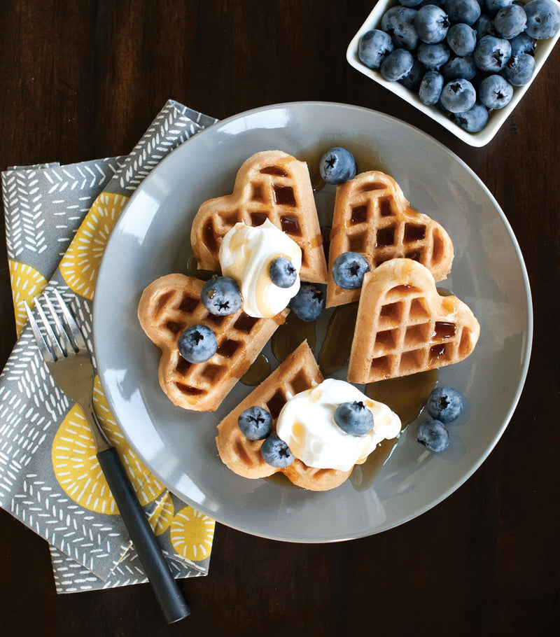 Nordic Ware Sweetheart waffle pan 22cm, imported from the UK