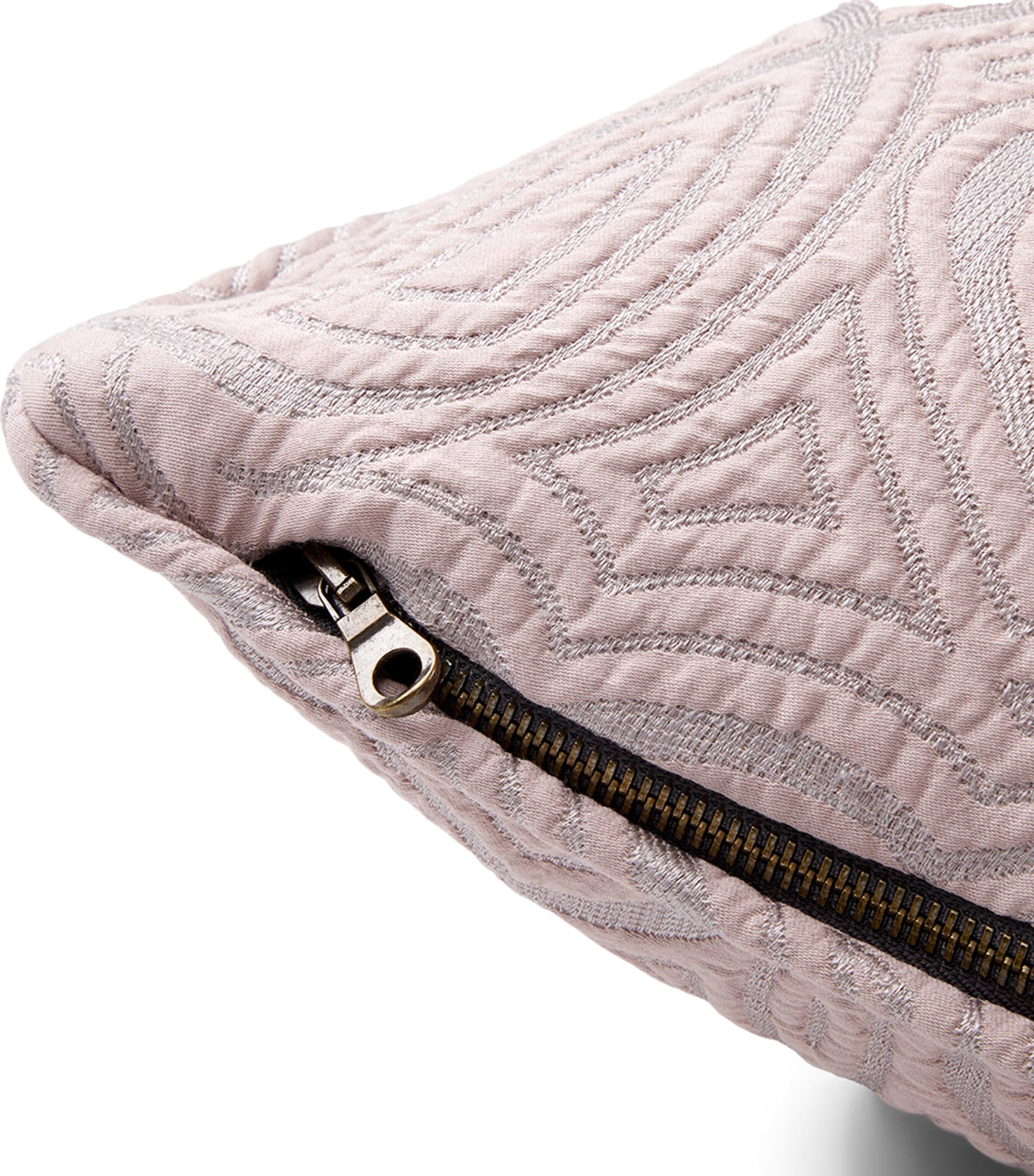 Yves Delorme Corolles cushion cover 45cm x 45cm (British brand)