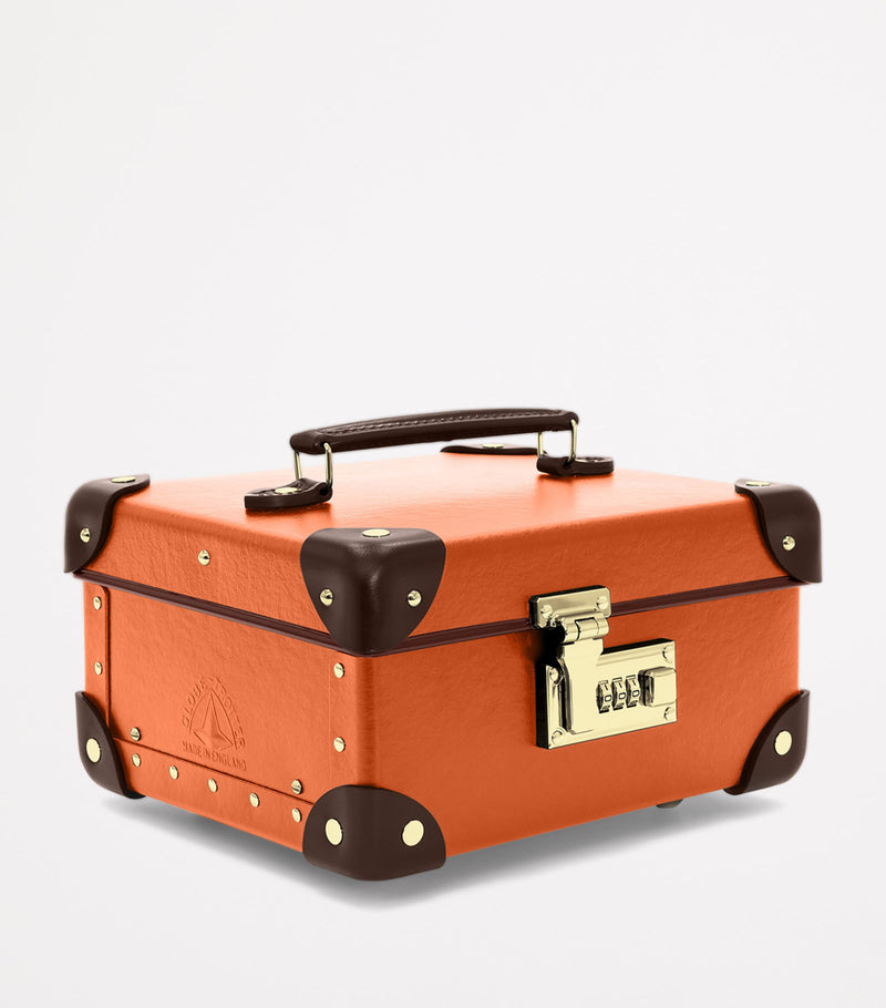 Globe-Trotter compact jewellery travel case with combination lock and removable tray, UK version