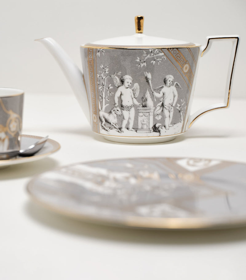 Wedgwood Renaissance teacup and saucer set (British brand)