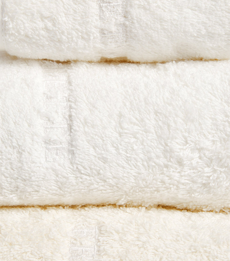 Frette Unito hand towel 60cm by 110cm - British product