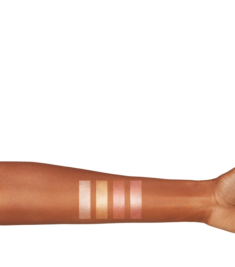 Charlotte Tilbury Glowgasm Beauty Light Wand highlighter, UK version