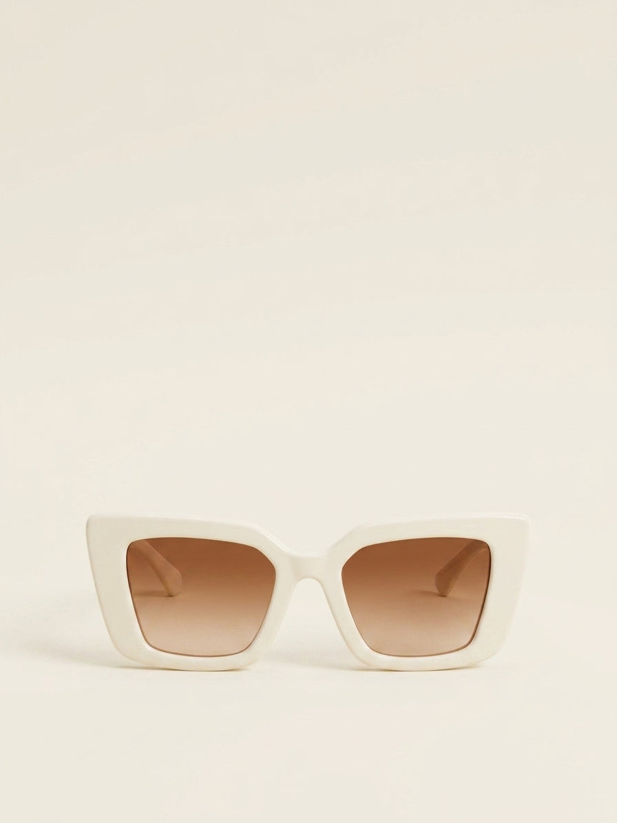 Burberry sunglasses cat-eye acetate BE4476 (British brand)