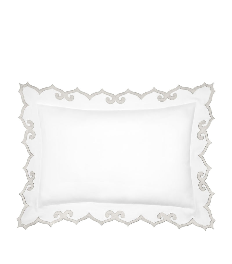 Pratesi standard pillow sham with ogee motif, 53cm x 66cm, imported from the UK