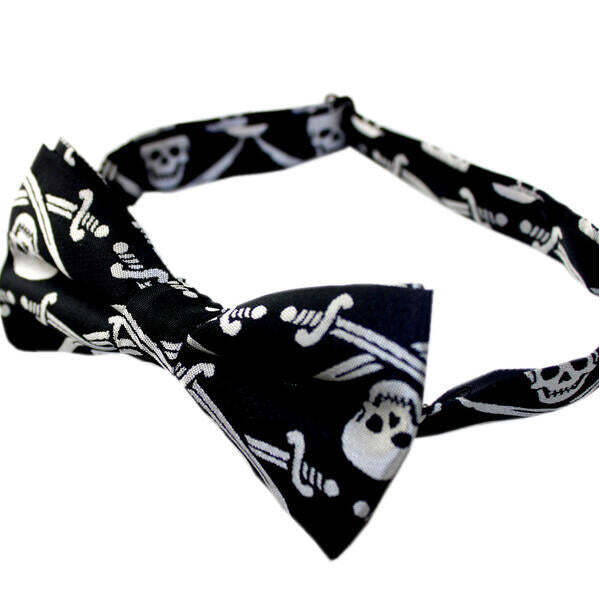 SVNX black white skull print bow tie one size - British product
