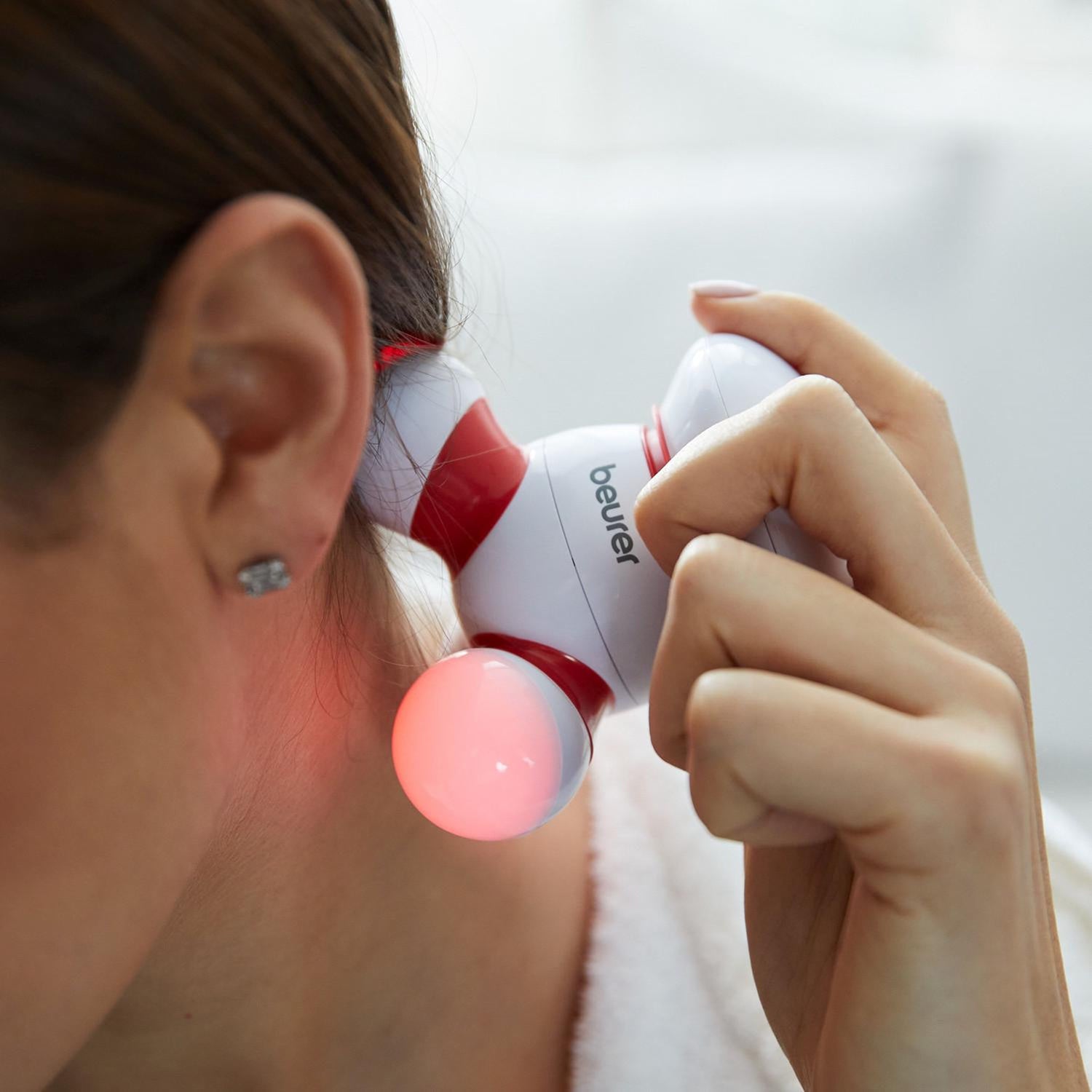 Beurer MG16 Mini Massager in red, UK version