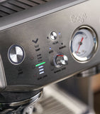 Sage Barista Express Impress coffee machine with integrated grinder and 2L water tank (British brand)