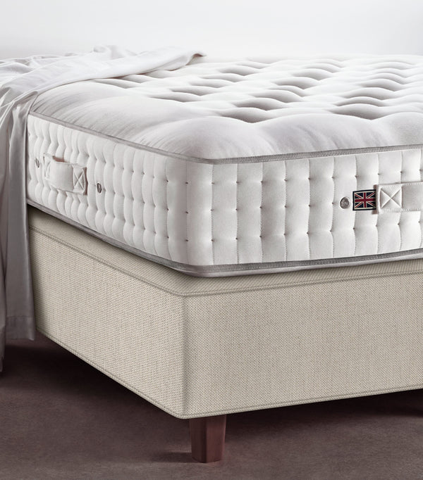 Vispring Regal Superb Medium Spring Mattress (150cm x 200cm)