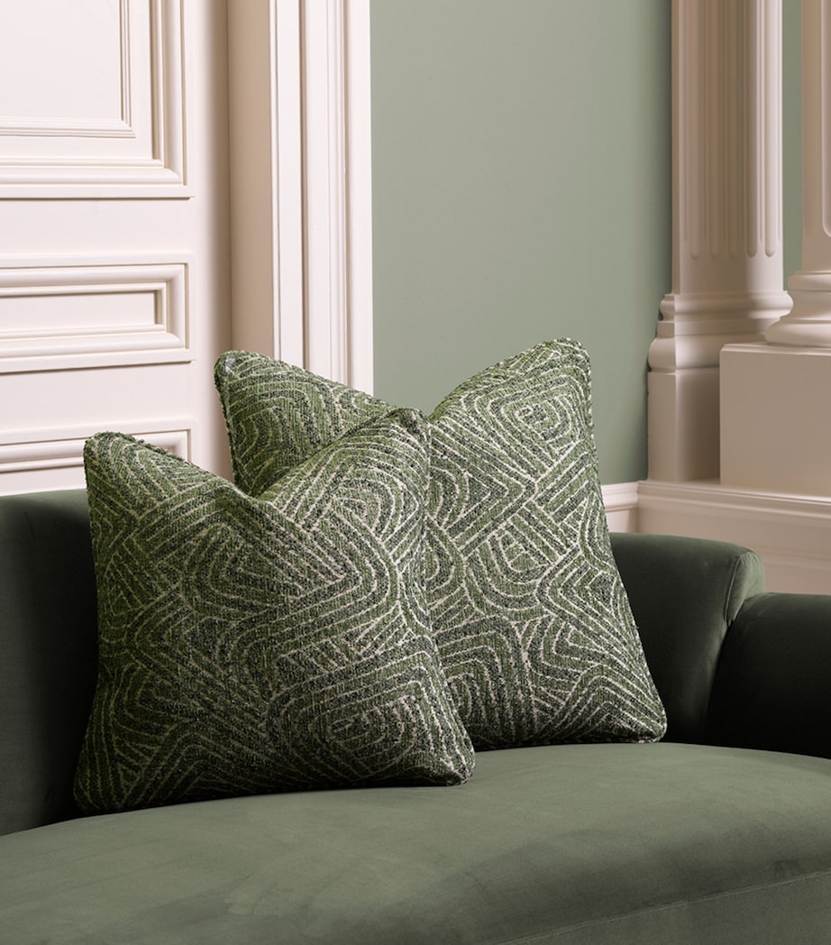 Petit coussin Camari Eichholtz 50cm, version Royaume-Uni