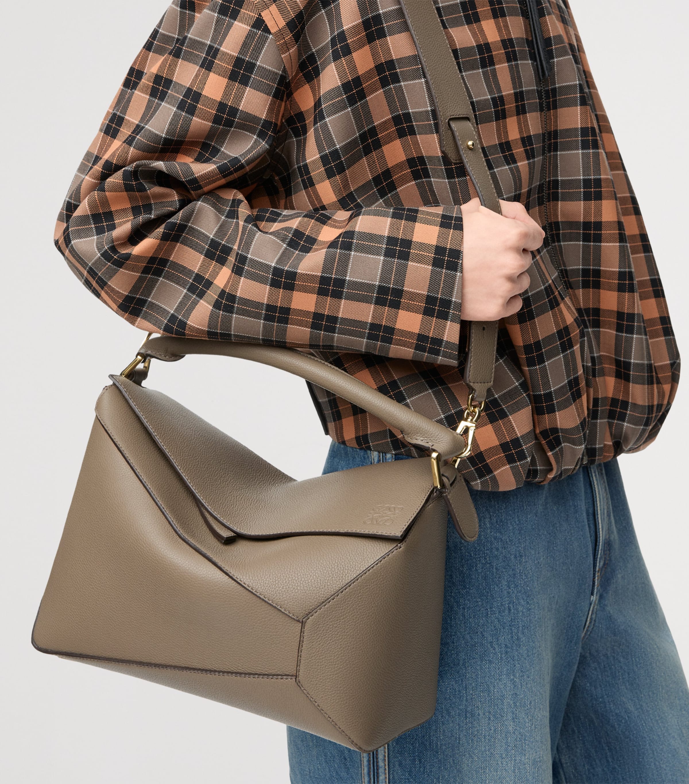 LOEWE Puzzle Edge calfskin bag - British product