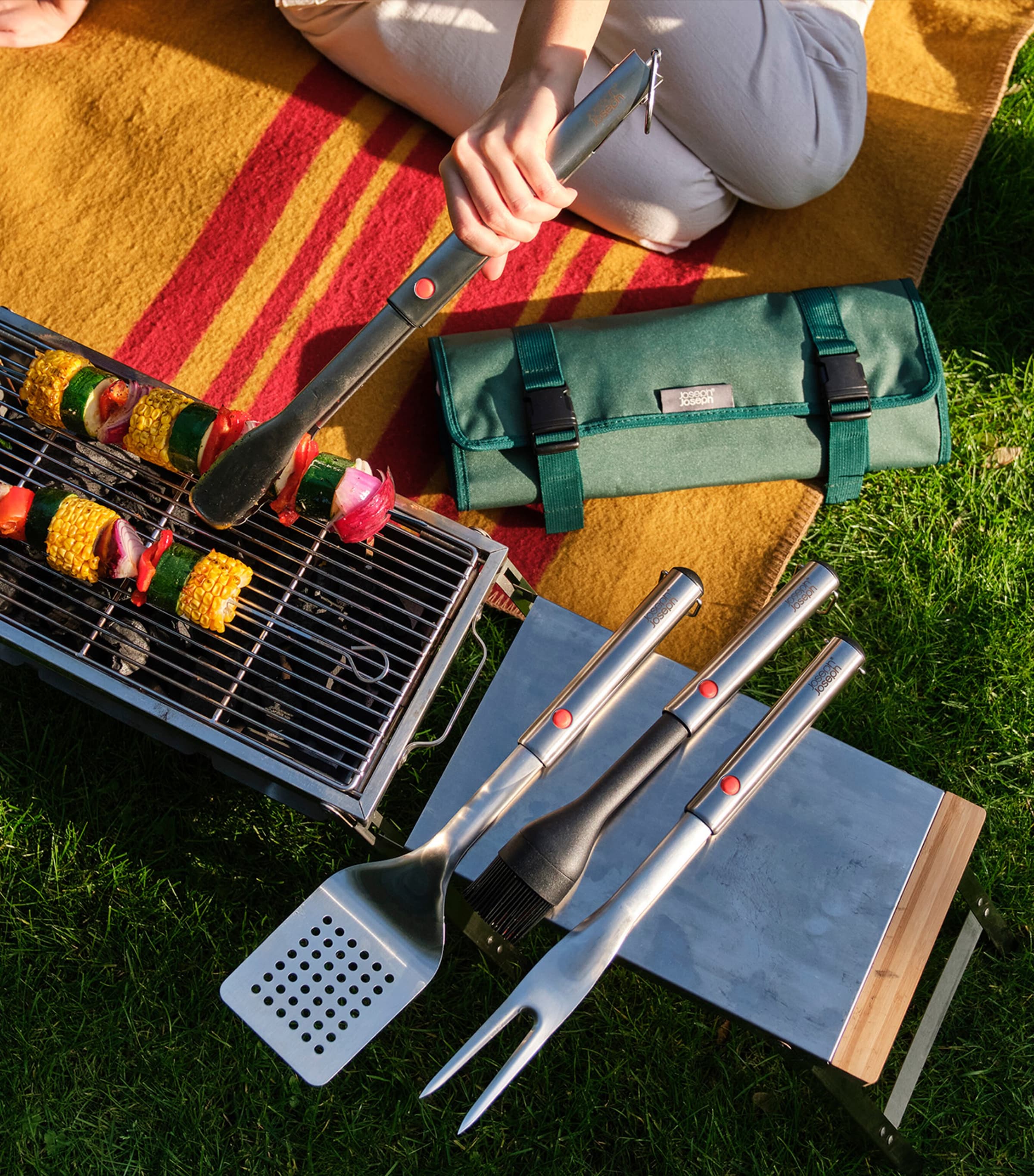 Joseph Joseph GrillOut 4-piece BBQ utensils set, UK version