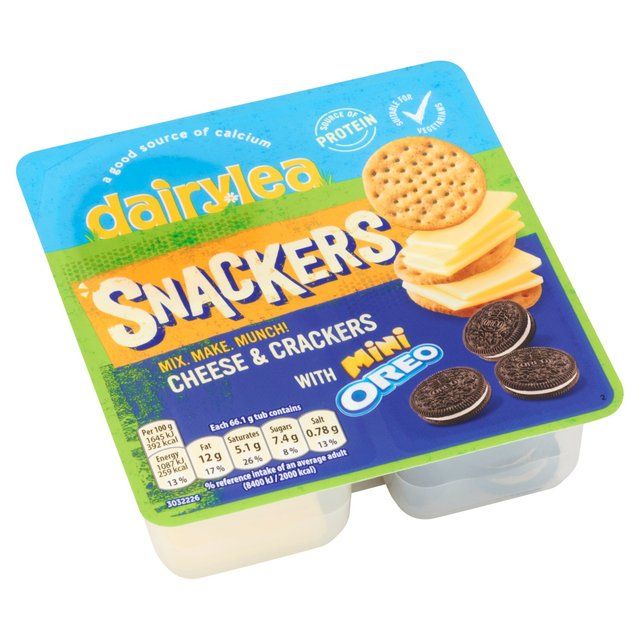 Dairylea Snackers Cheese &amp;amp; Crackers with Mini Oreos   66g