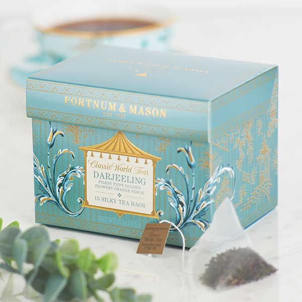 Darjeeling FTGFOP whole leaf tea silky teabags 37.5g - British product