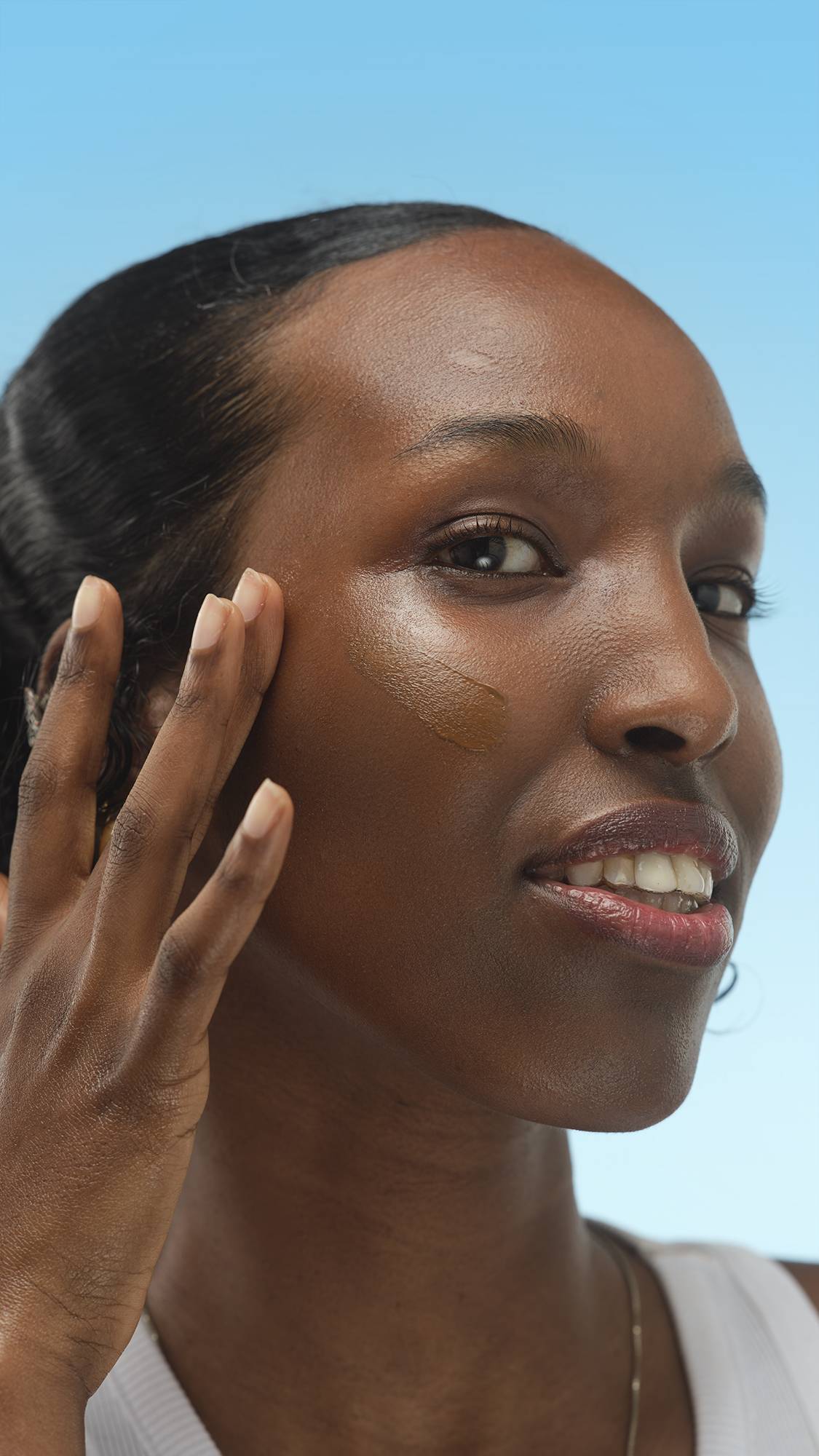 Tinted moisturiser from Skinwear in Dark Warm shade - British product