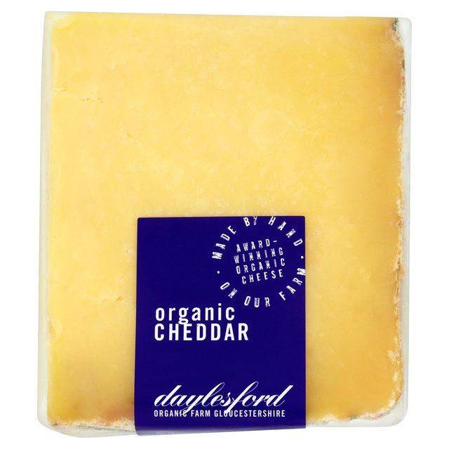 Daylesford Organic Cheddar   200g