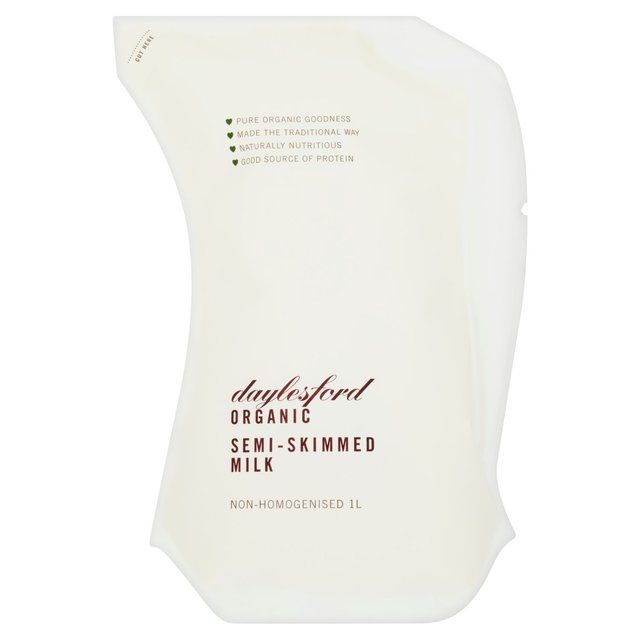 Daylesford Organic Semi Skimmed Milk Unhomogenised   1L