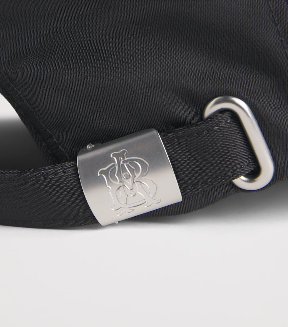 about:blank logo cap in nylon, UK version