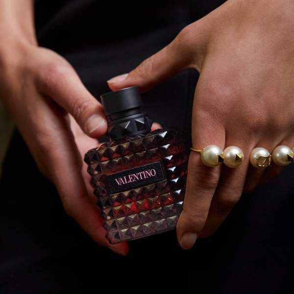 Valentino Born In Roma Intense fragrance 100ml (British brand)