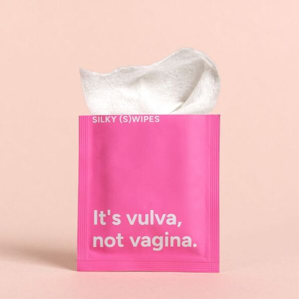Smile Makers Silky Wipes 12 Pack, UK version