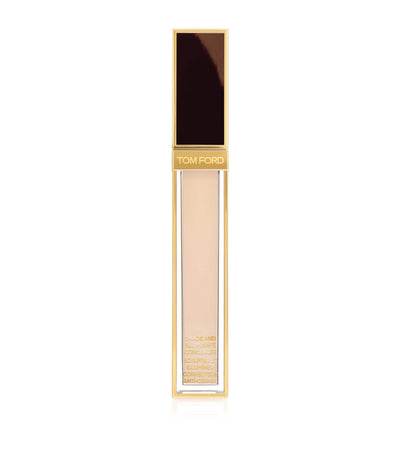Harrods Medium Coverage Waterproof Concealer with Hyaluronic Acid- Buy online at McGrocer