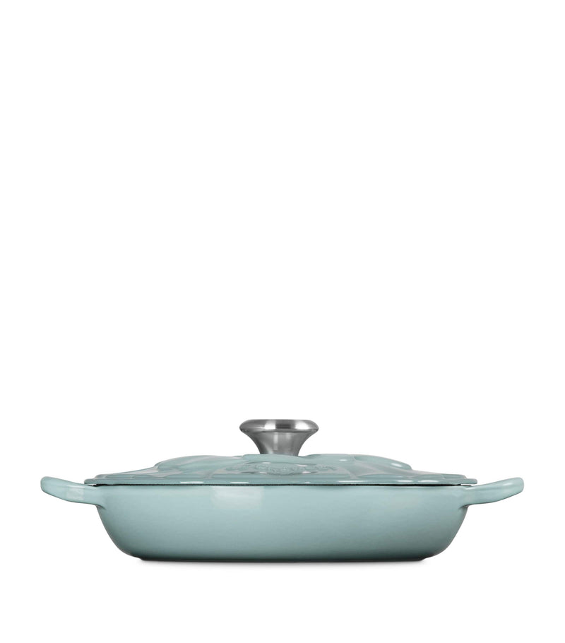 Le Creuset cast iron petal shallow casserole dish 26cm, UK version