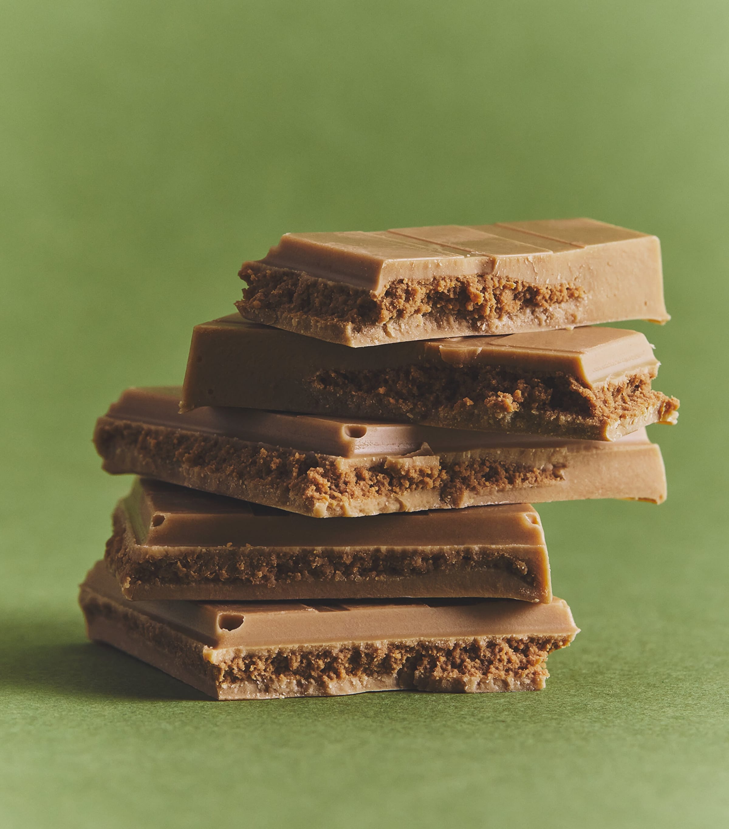 Harrods biscuit-filled blonde chocolate bar 115g, UK version