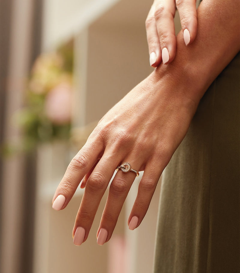 Boodles yellow gold diamond flip ring, UK version