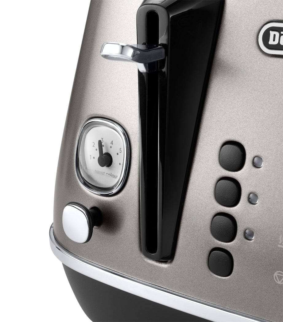 De'Longhi Distinta 4-slice toaster - British product
