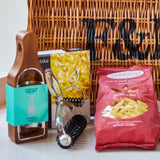 Pasta lover's hamper with penne, spaghettini, linguini, cookbook and tools (British brand)
