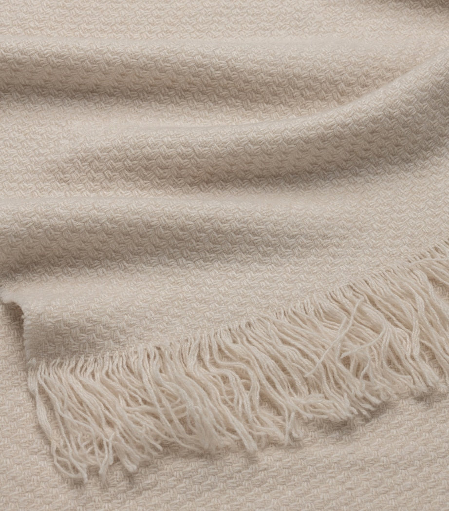 Begg x Co cashmere throw mossband soul 125x195cm, imported from the UK