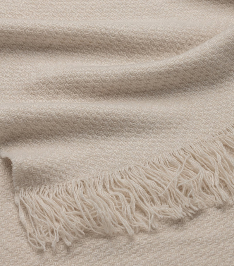 Begg x Co cashmere throw mossband soul 125x195cm, imported from the UK
