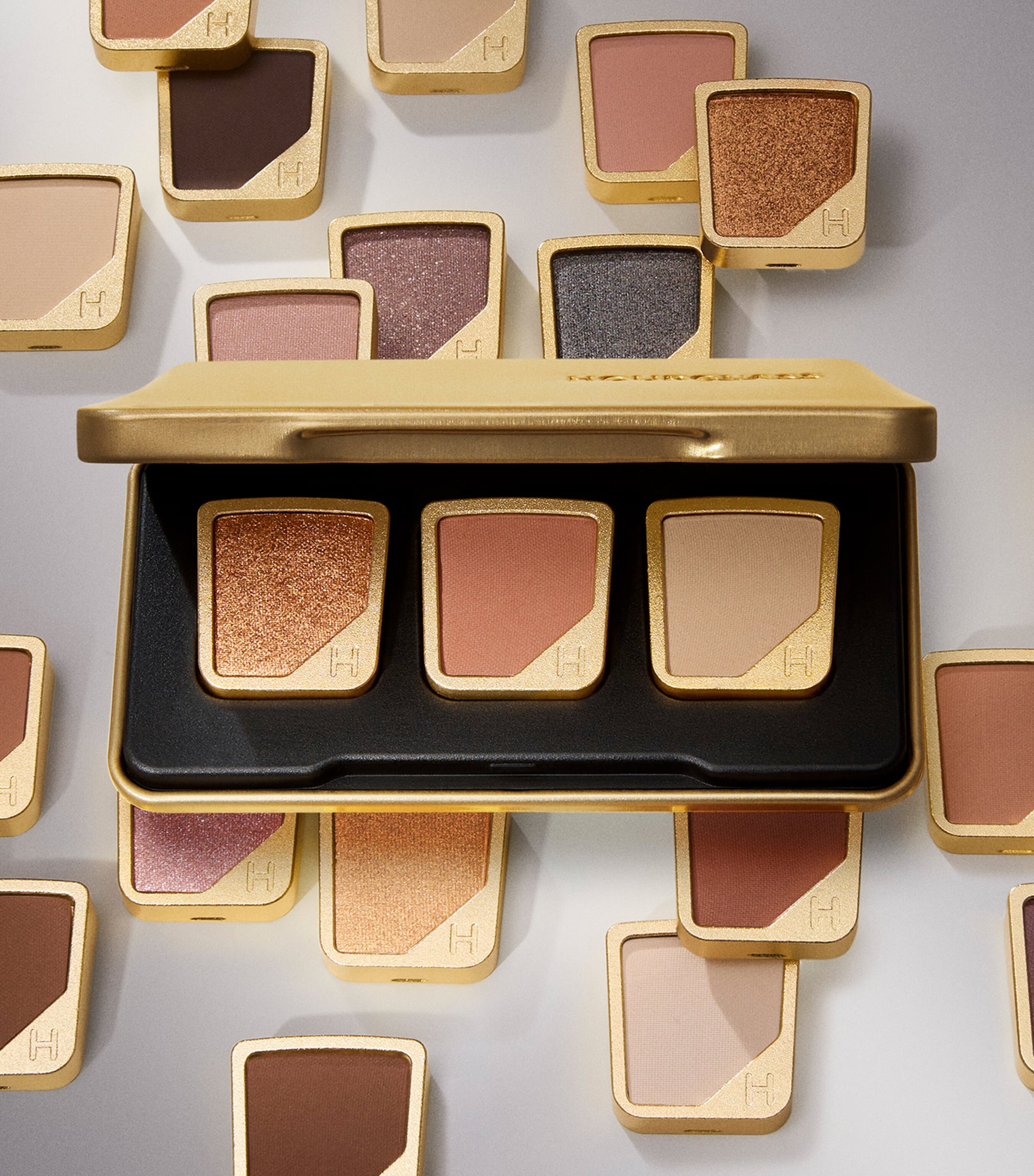 Hourglass Curator Eyeshadow, UK version