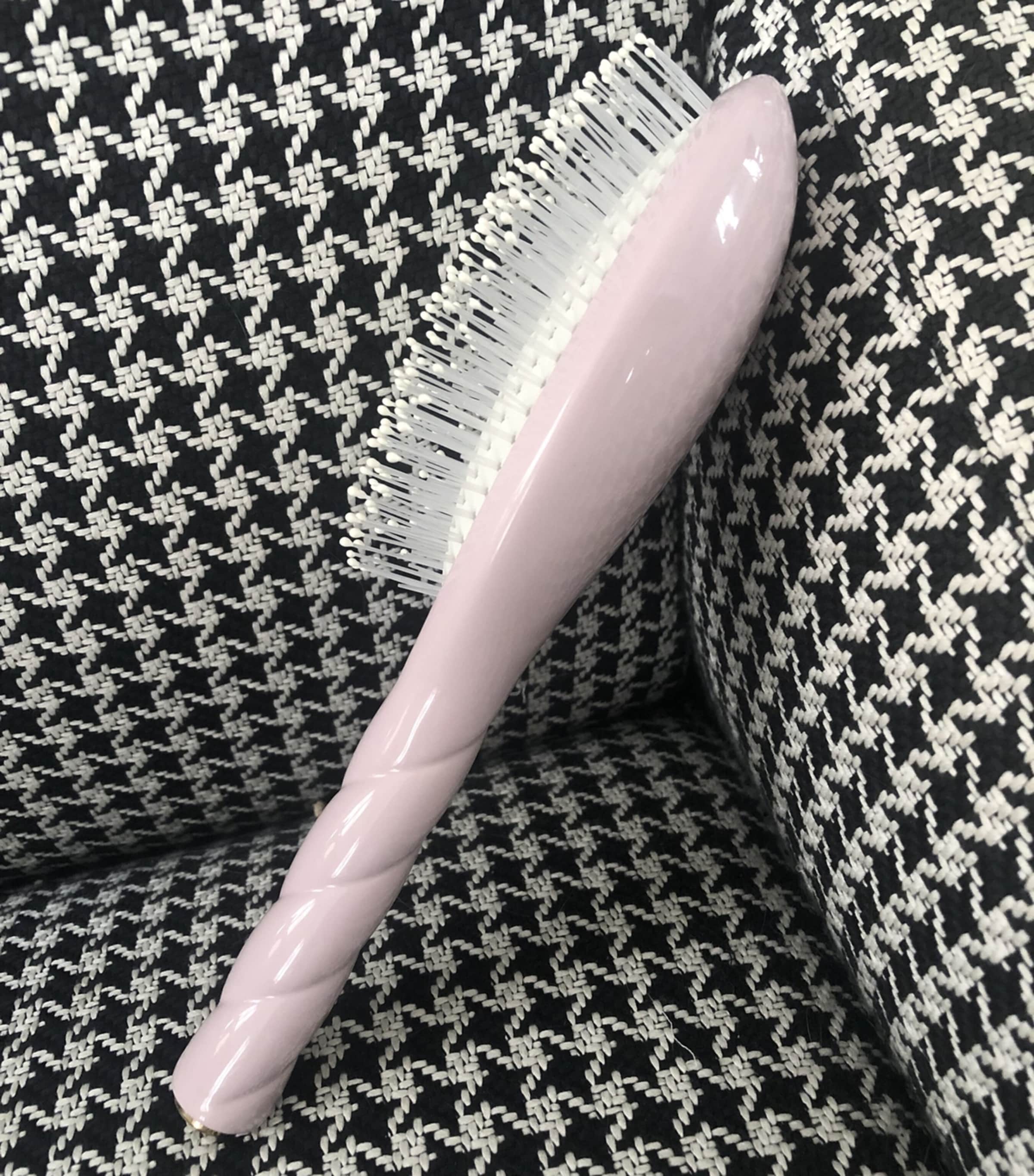 La Bonne Brosse N.04 detangling scalp brush, UK version