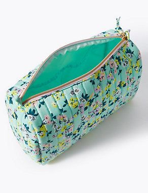 Ditsy Floral Print Make-Up Wash Bag